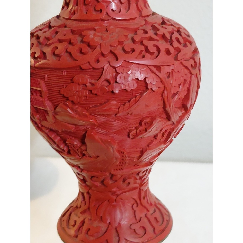 Vintage Chinese Cinnabar Style Carved Lacquer Vase Red Blue Enamel Interior - Picture 4 of 8